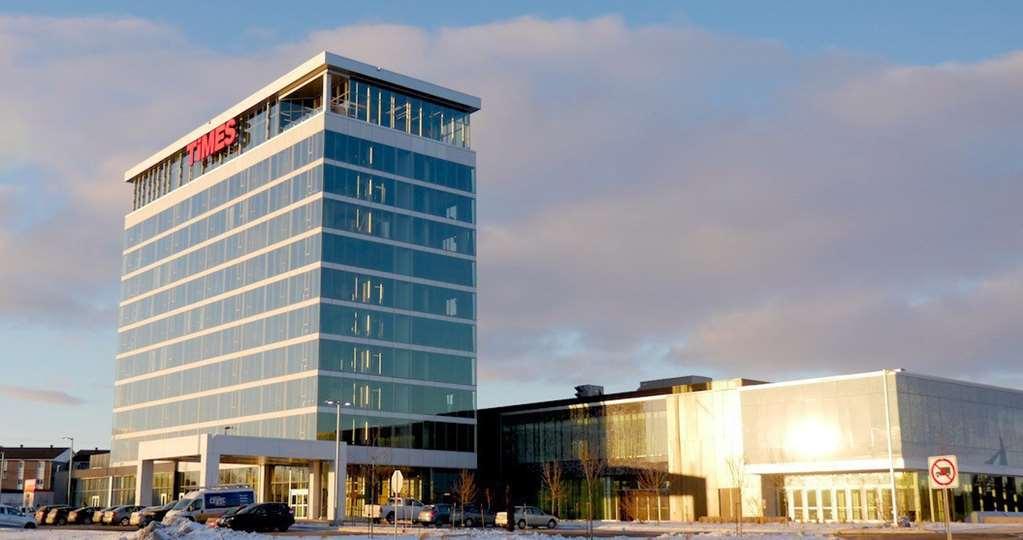 Grand Times Hotel Дръмондвил Екстериор снимка